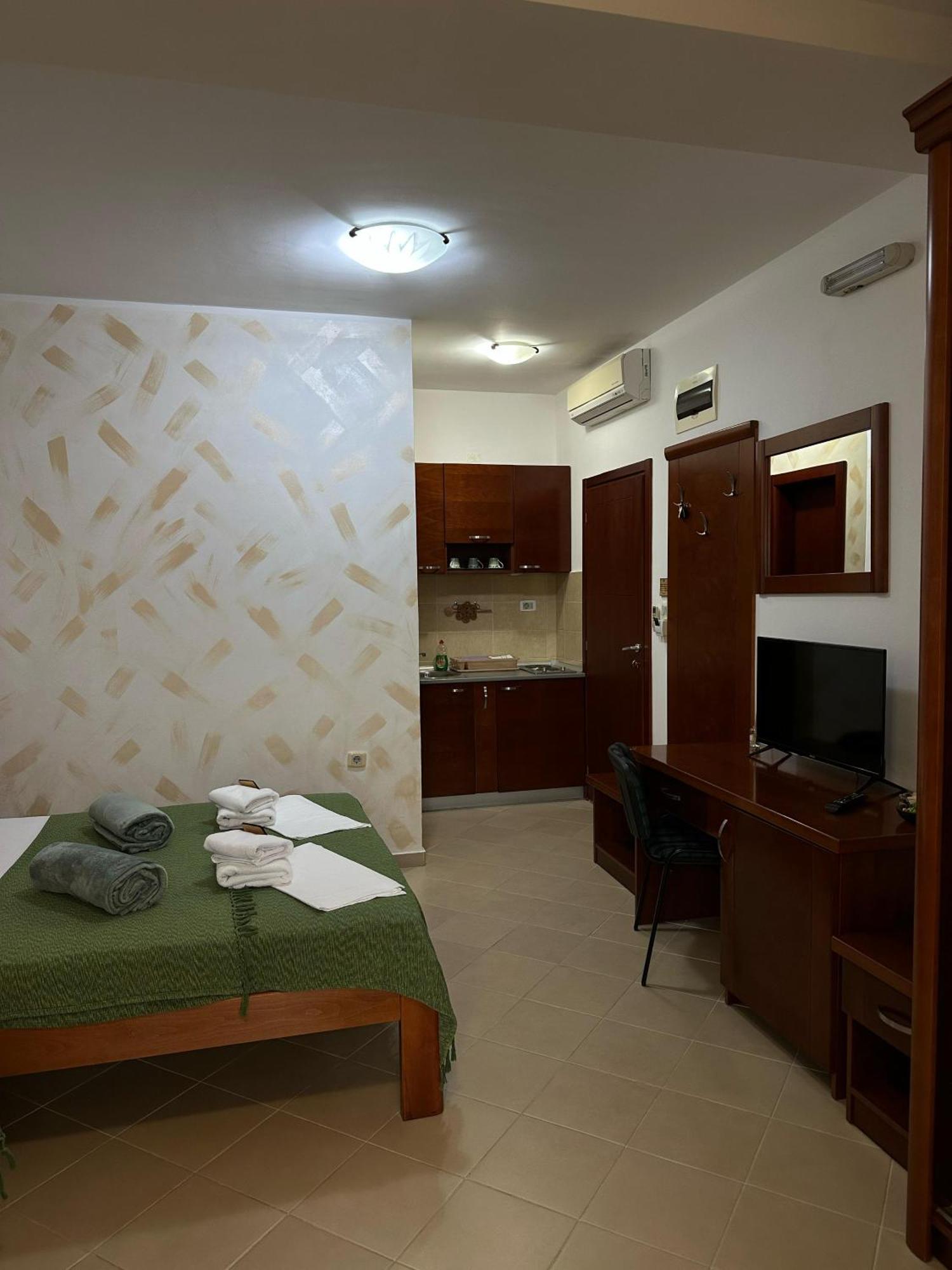 Apartments Krapina Lux Budva Ngoại thất bức ảnh