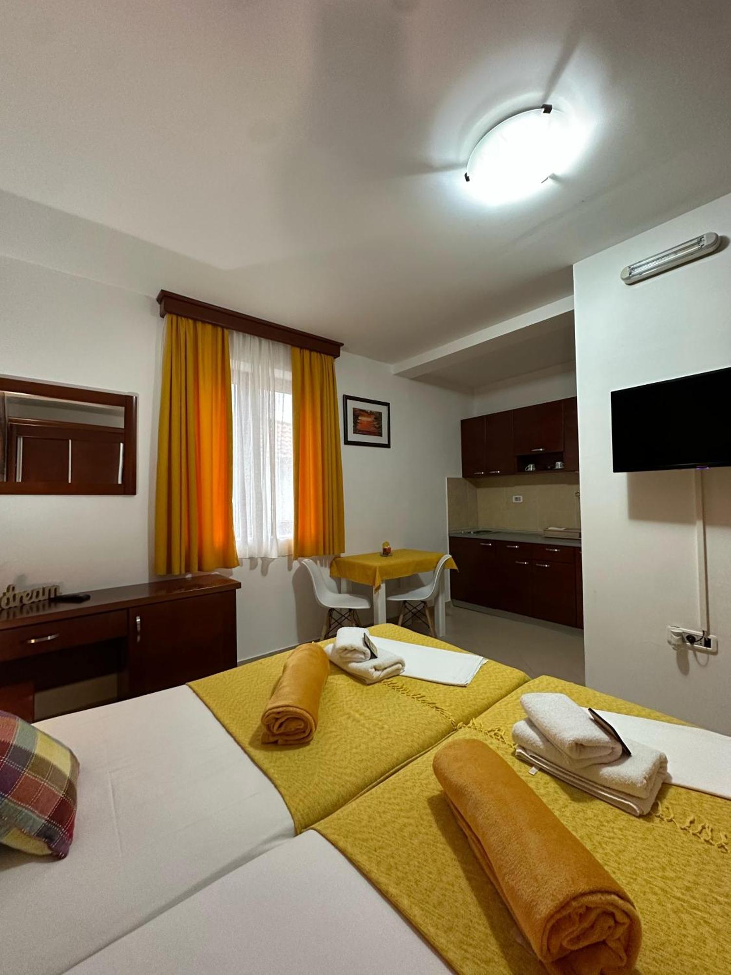 Apartments Krapina Lux Budva Ngoại thất bức ảnh